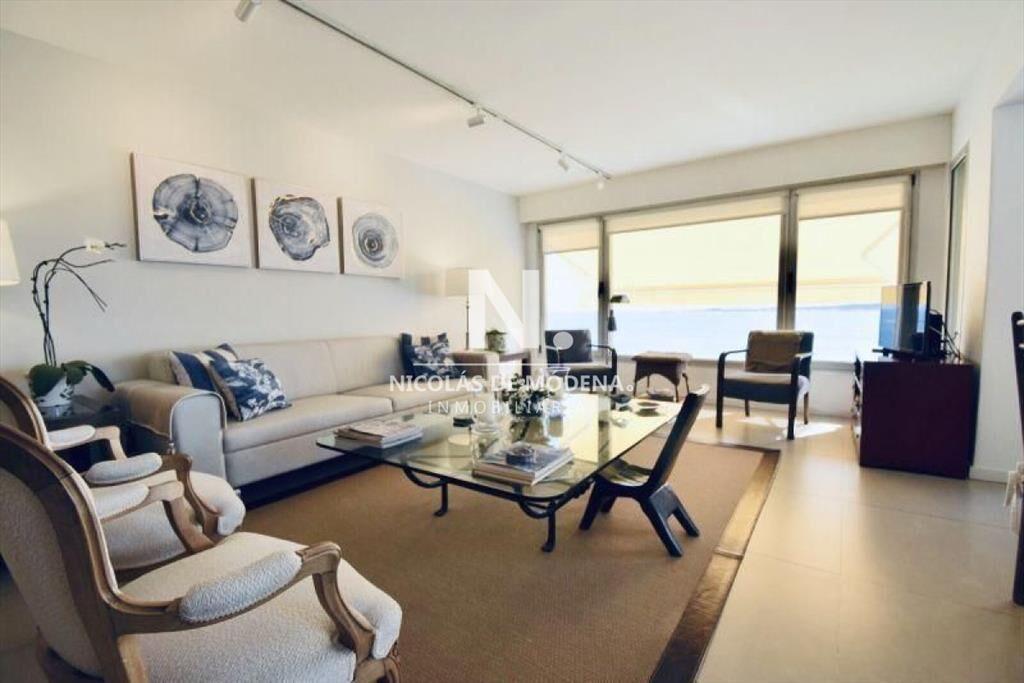 Hermoso departamento en venta 4 dormitorios, del
