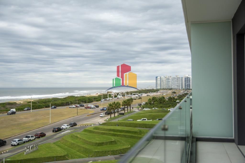 Vistas panoramicas de Playa Brava, Departamento 3