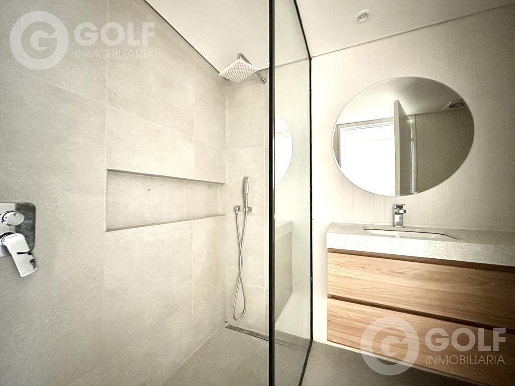 Venta de apartamento 3 dormitorios con balcón en Ciudad Vie