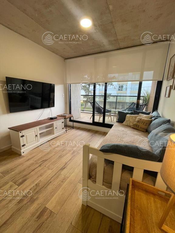 Venta apartamento 2 dormitorios. Playa mansa, Punta del Est