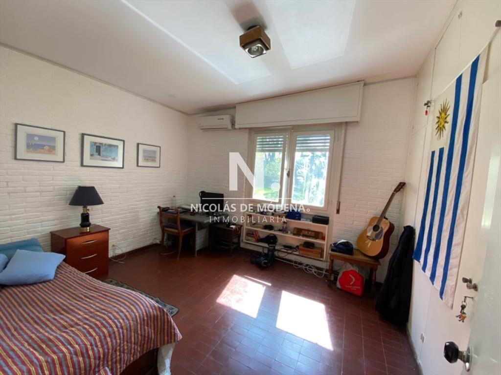 Casa a metros de playa mansa, Pinares!!