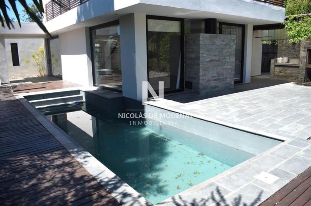 En venta casa de 4 dormitorios en la Tahona,