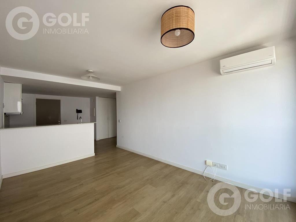 Venta de apartamento de 1 dormitorio con cochera en Punta