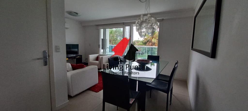 Apartamento en venta con amplia terraza y full