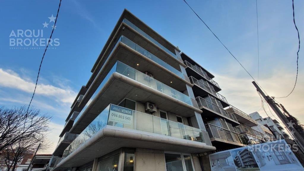 Apartamento de un dormitorio en venta en Puerto Buceo con