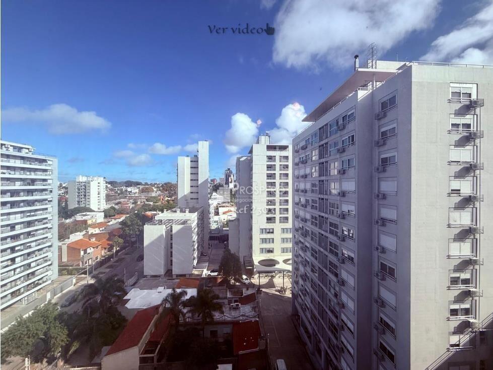 2303/1 venta apto 2 dorm Malvin dos garaje