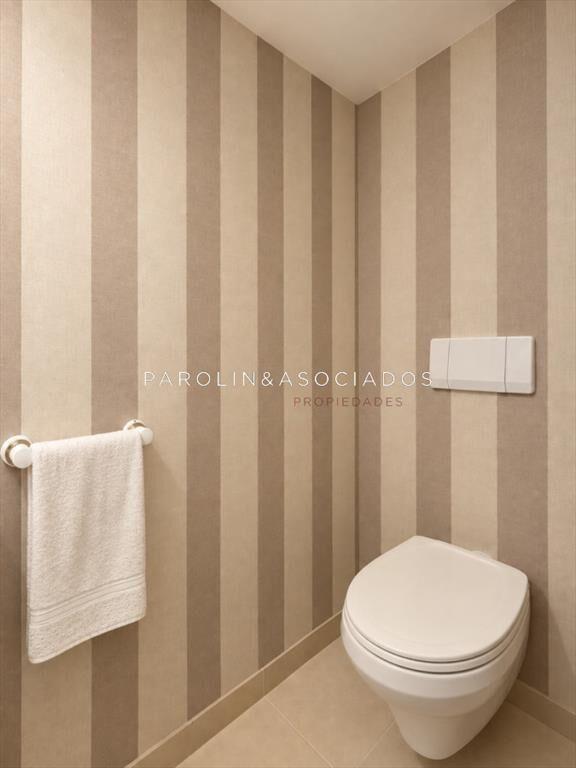 Apartamento en venta de 3 dormitorios en edificio Portofino
