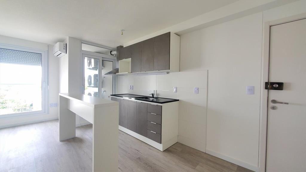 Apartamento - A la venta con renta en Av. Agraciada, 1 dorm