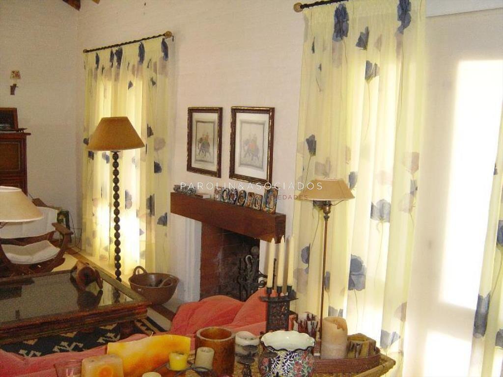 Casa en venta de 4 dormitorios en Montoya, Punta del Este.