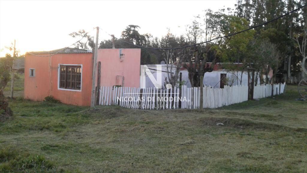 Campo próximo a ruta 12