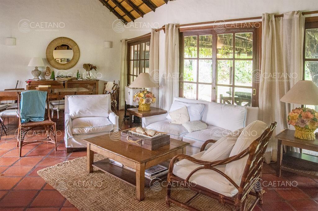En venta casa de 1 dormitorio con dependencia en Cantegril