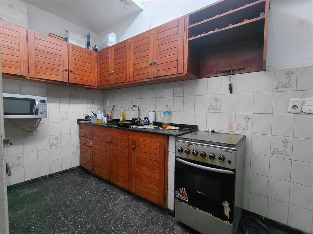 VENTA APARTAMENTO 3 DORMITORIOS EN LA COMERCIAL A RECICLAR