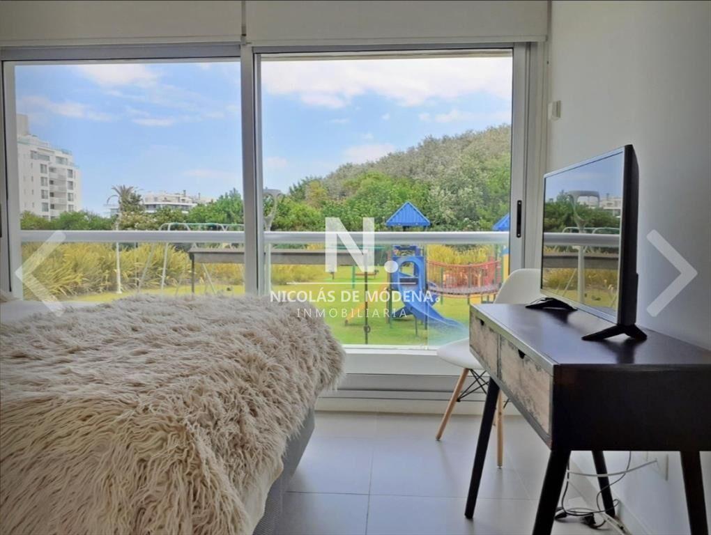 En venta apartamento de 2 dormitorios en Brava,