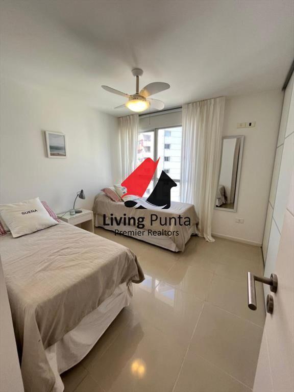 Apartamento a dos cuadras de Playa Brava