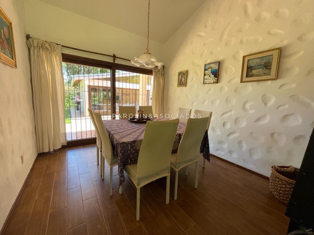 Hermosa casa de 4 dormitorios en Mansa, Punta