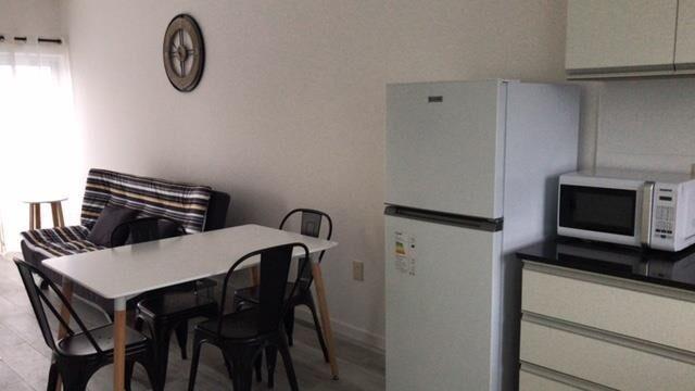 Casa en venta 2 dormitorios y garaje y 4 Apartamentos to...