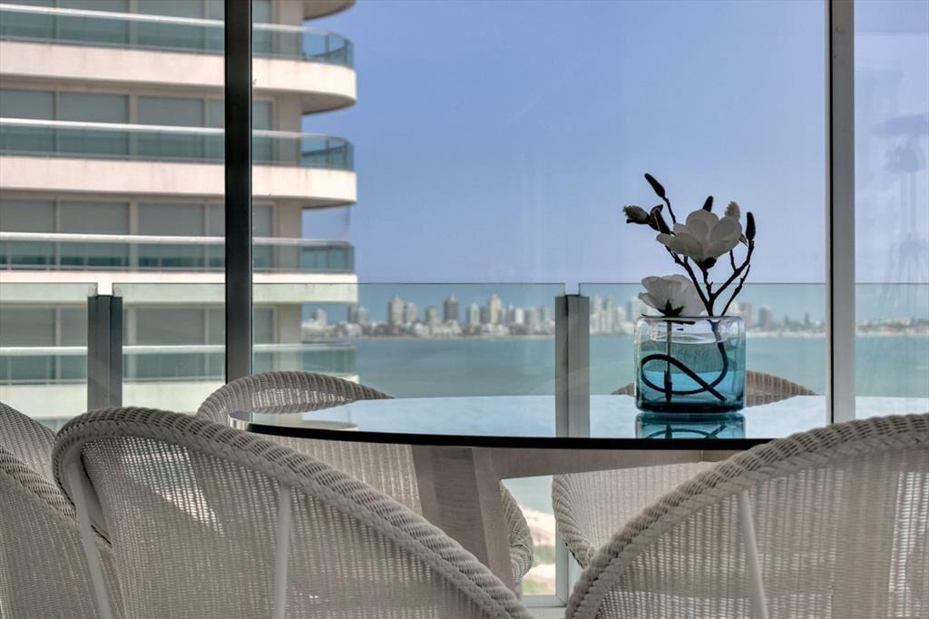 Alquiler apartamento de 3 dormitorios en Punta