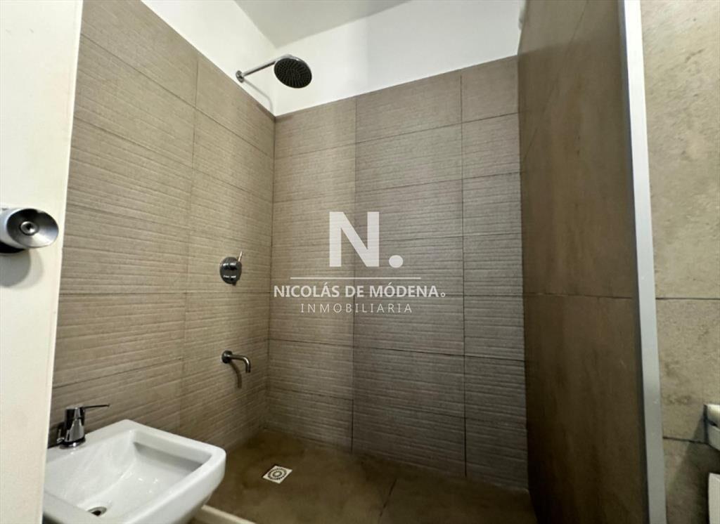 Se vende apartamento de 3 dormitorios en Punta