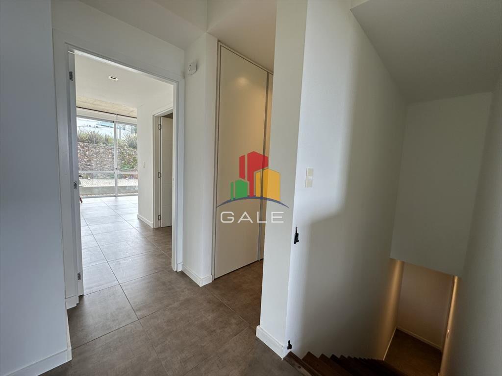 Venta de excelente apartamento en Punta Ballena