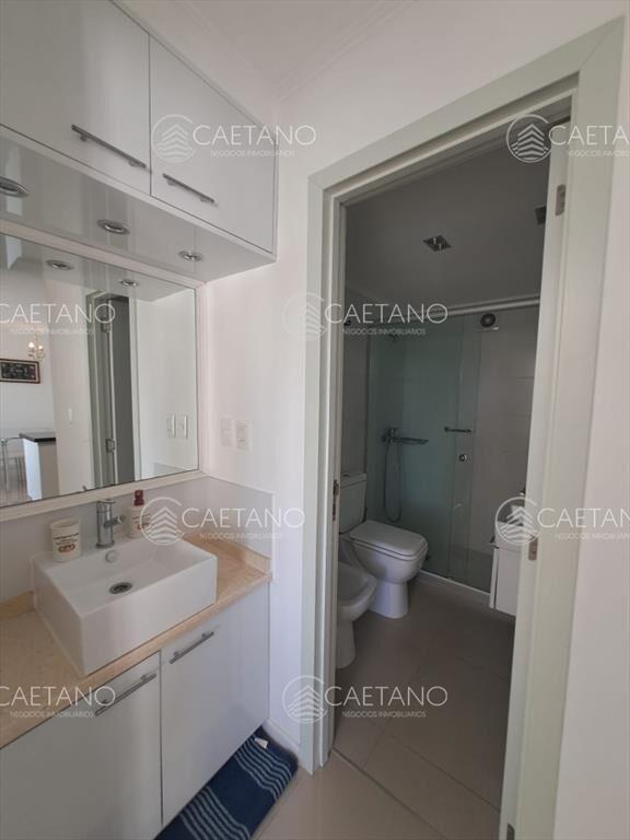 Espectacular apartamento de 1 dormitorios, con servicios, a