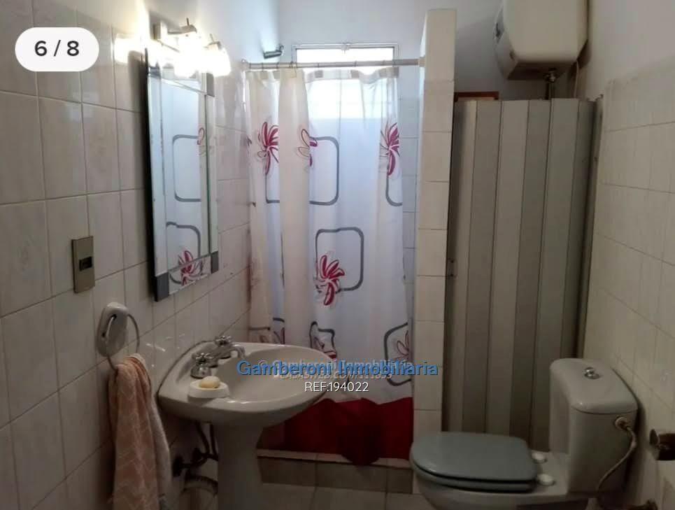 Venta de 3 casas en Colón. Con renta.