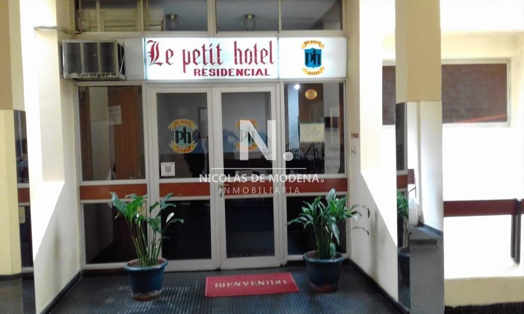 HOTEL EN VENTA ( ideal para hacer aptos, esta a