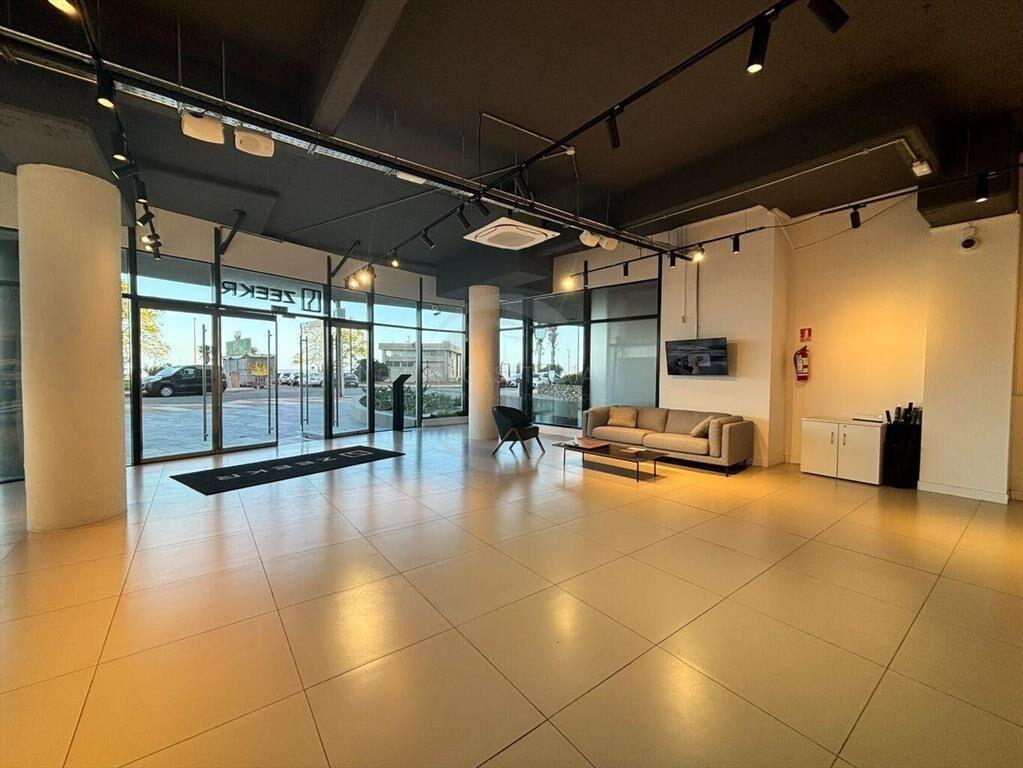 CASATROJA VENTA LOCAL COMERCIAL CON RENTA EN FORUM
