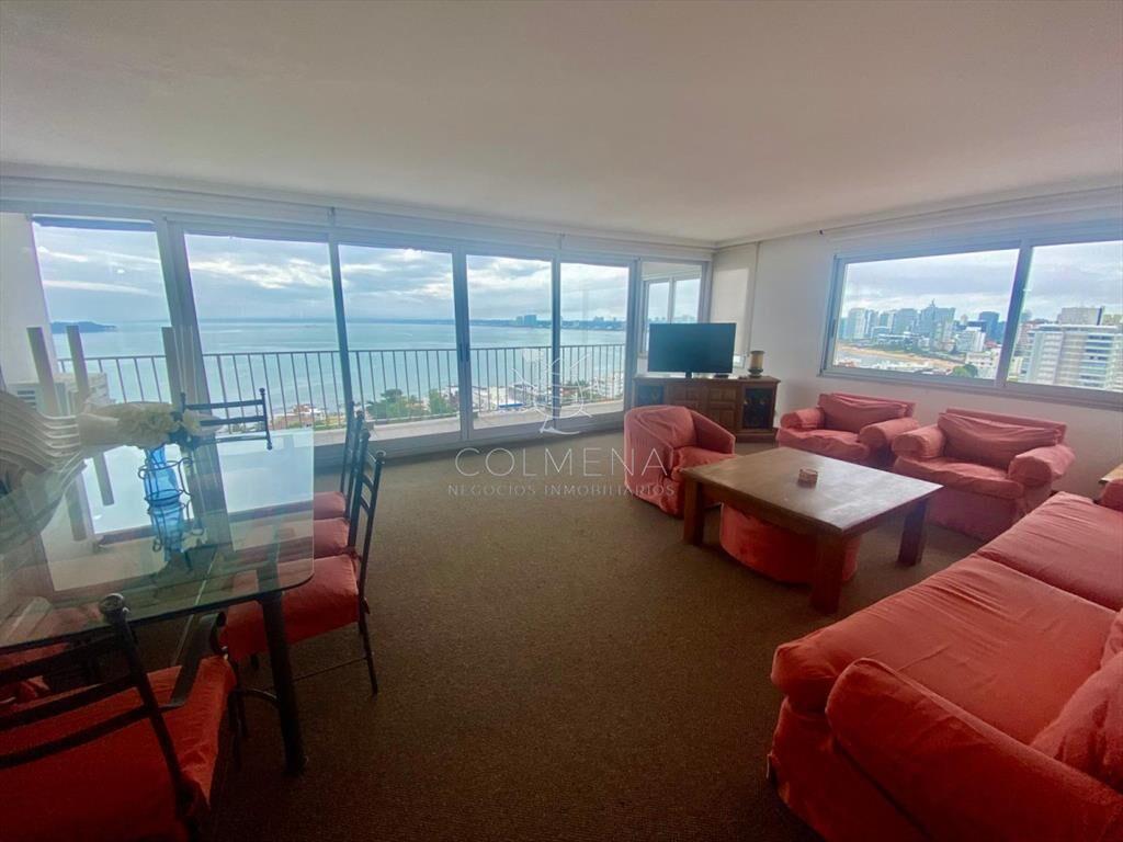 Alquiler departamento de 3 dormitorio y dependencia de serv