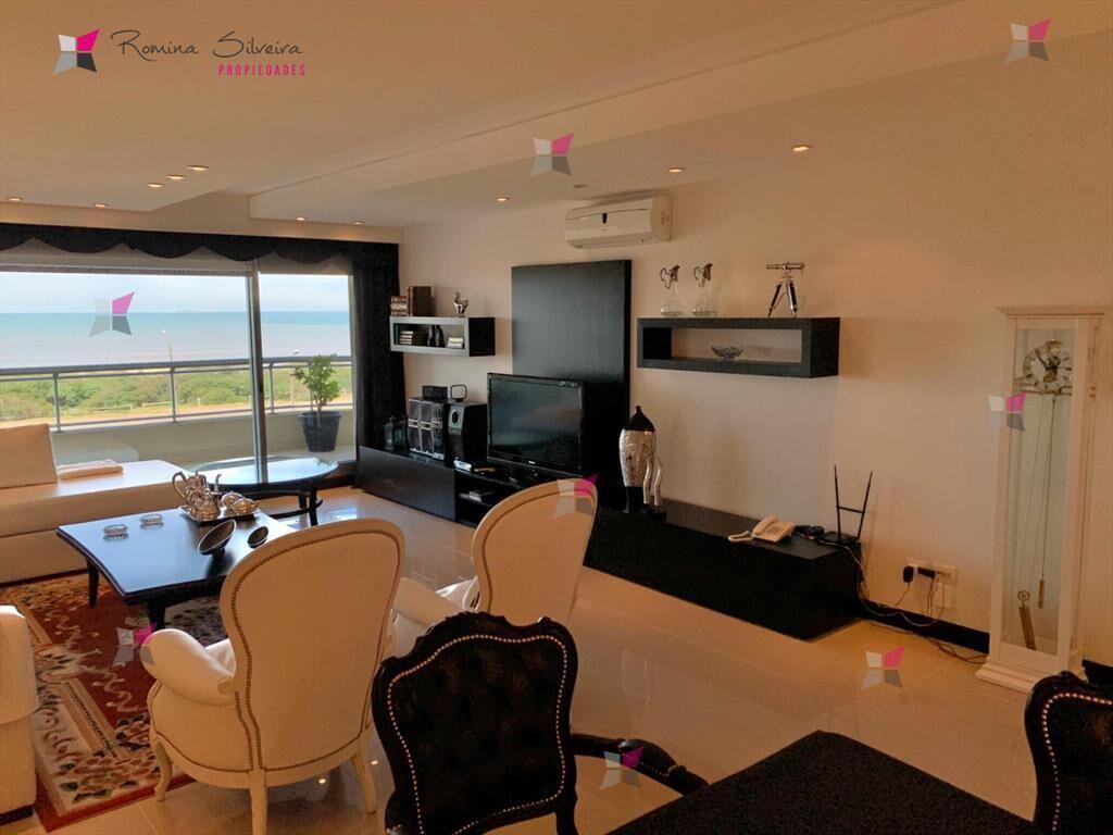 VENTA DE APARTAMENTO DE 3 DORMITORIOS EN EDIFICIO