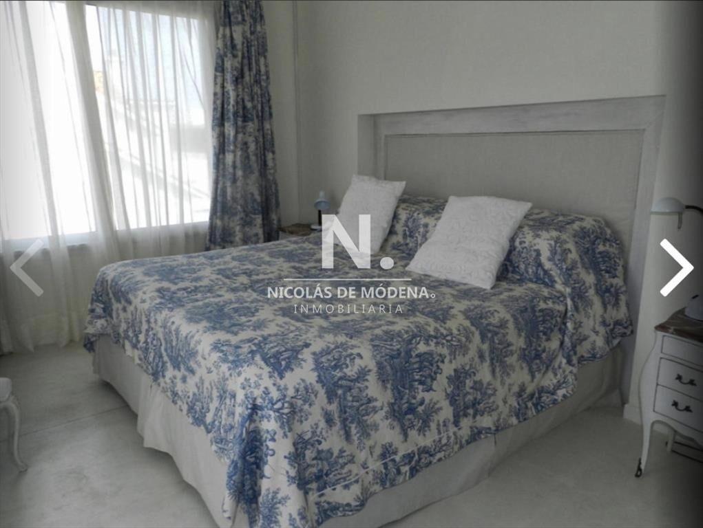 En venta casa en Peninsula, Punta del Este de 4