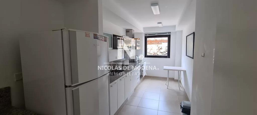 Venta de apartamento de 2 dormitorios en edifico
