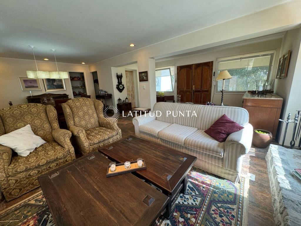 Casa 3 dormitorios con piscina. Brava