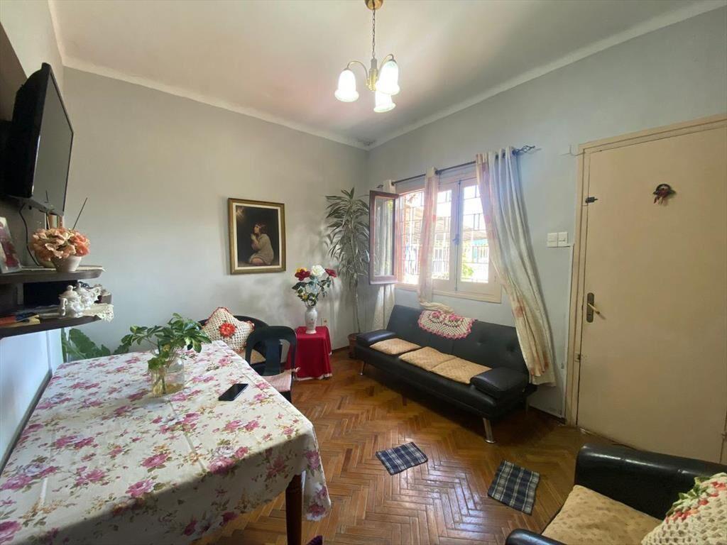 Casa en venta de 5 dormitorios mas monoambiente en Villa Es