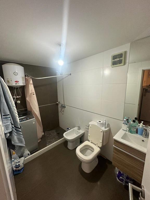 Cesión de Alquiler de Apartamento en Gral Urquiza con 1 dorm