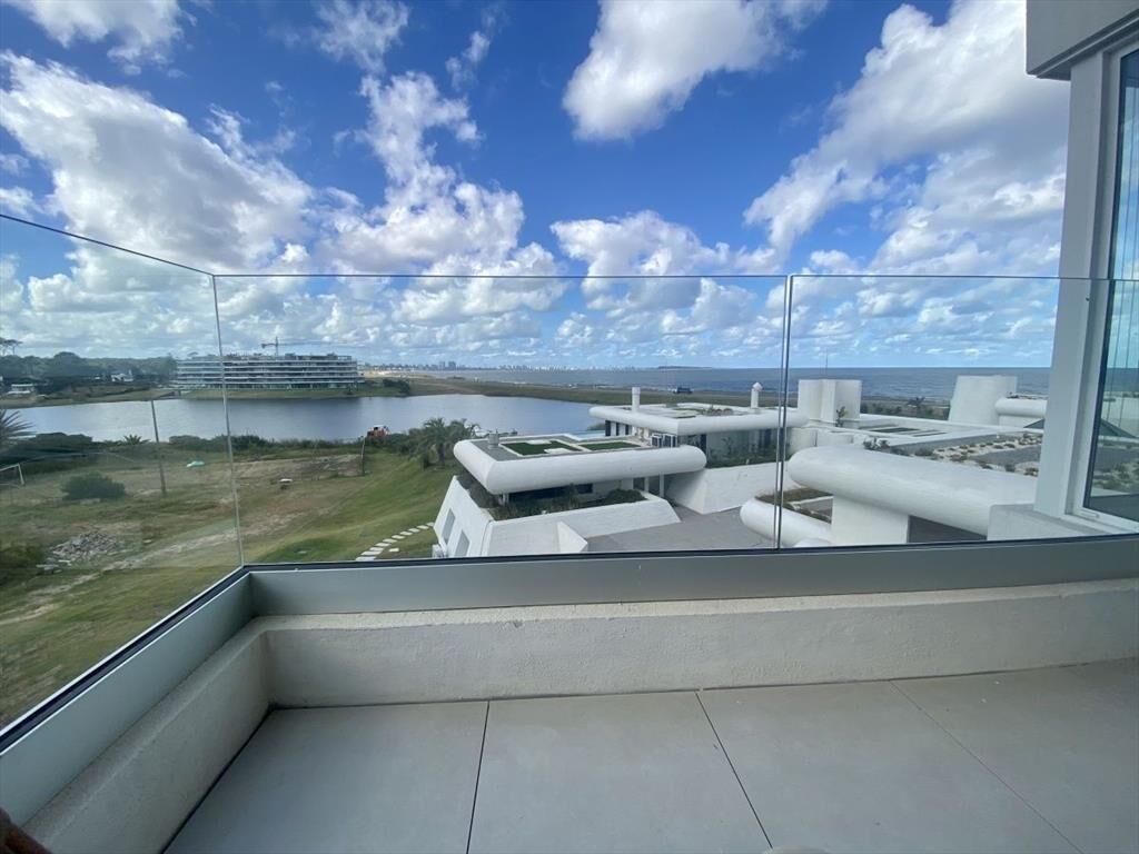 Venta apartamento 3 dormitorios Punta del Este