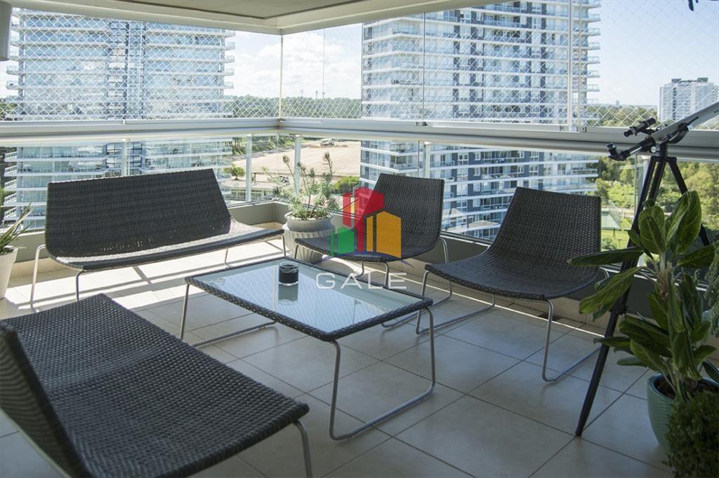 Vende gran apartamento en Brava - Punta del Este