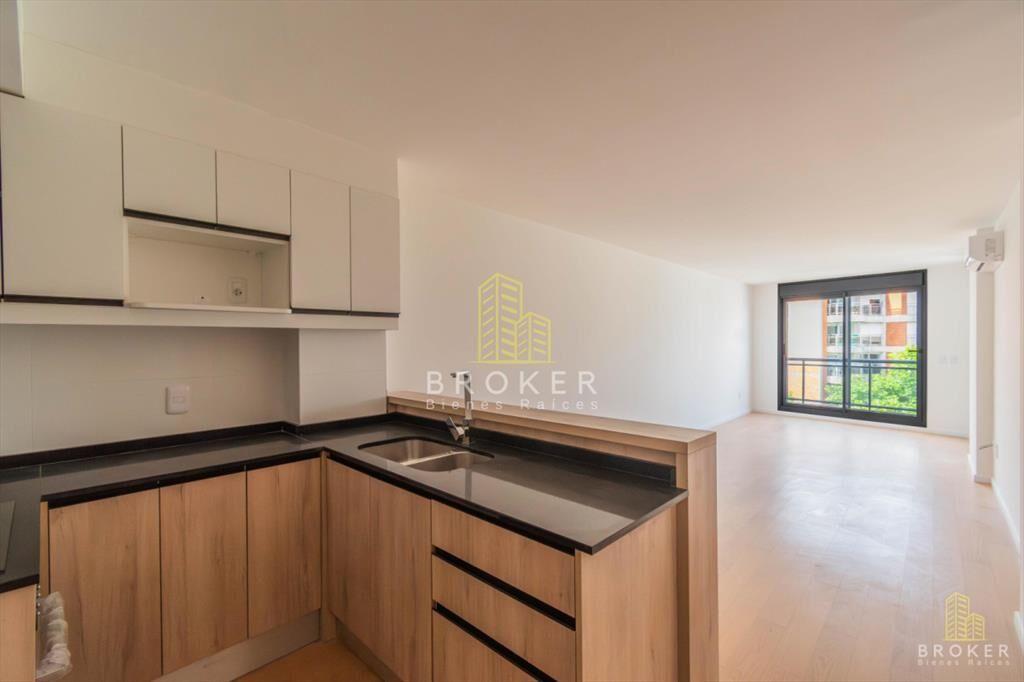 Alquiler de apartamento de 2 dorm. 2 baños, gge.