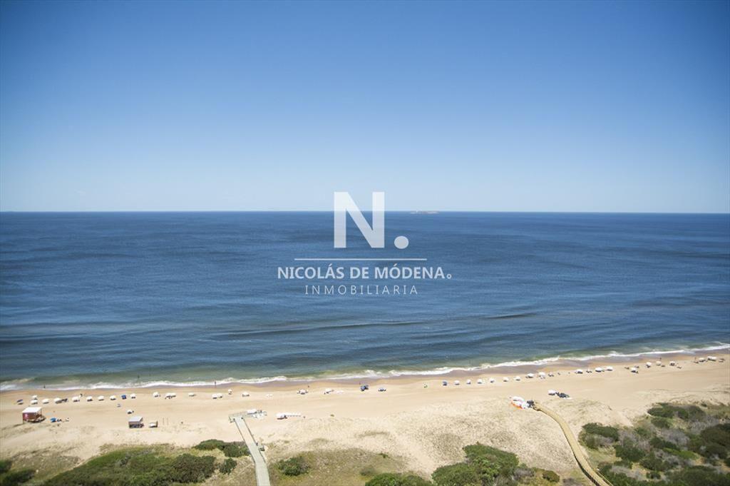 Le Parc III Punta Del Este,departamento de 4 en