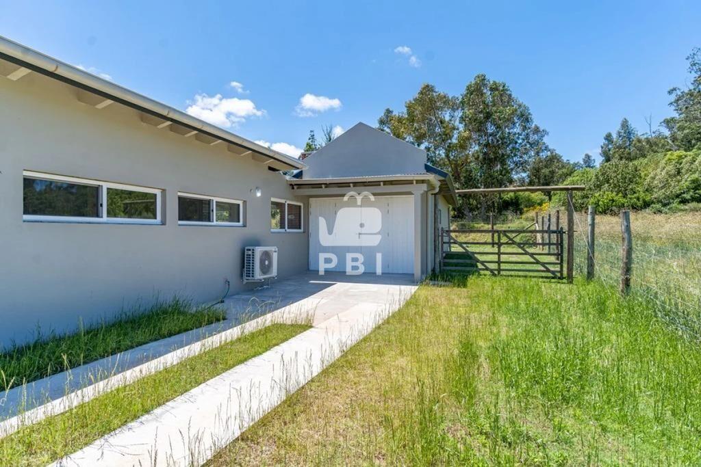Casa 4 DORMITORIOS en Camino Lussich, Punta - Ref