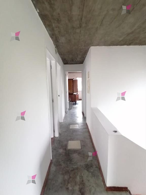 ALQUILER ANUAL DE CASA EN LA BARRA, MALDONADO. -