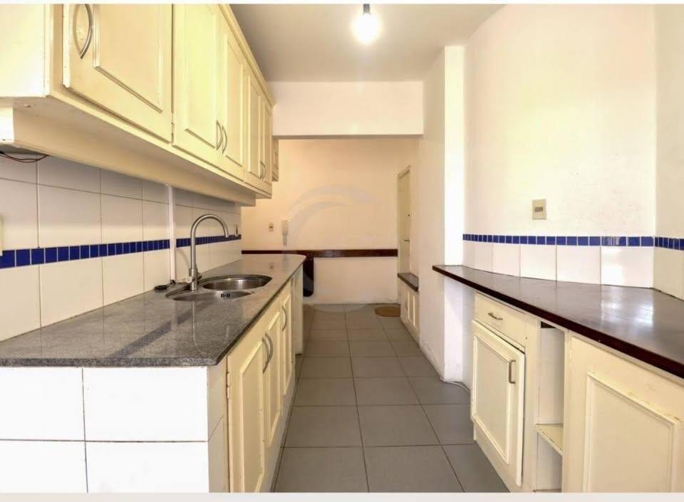 Venta Apartamento 3 dormitorios, planta baja con amplio pat
