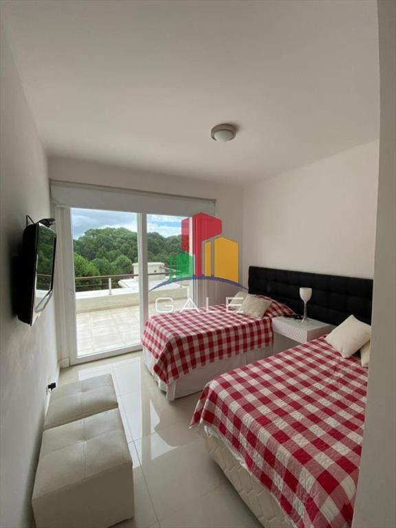 Hermoso apartamento en Solanas