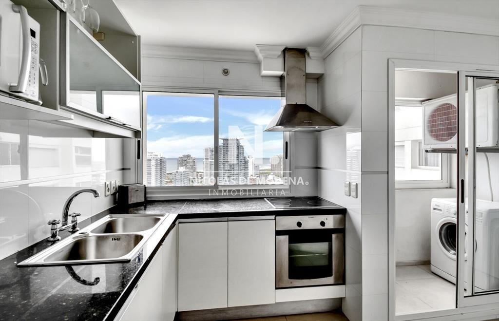 En venta departamento de 3 dormitorios en Punta del Este