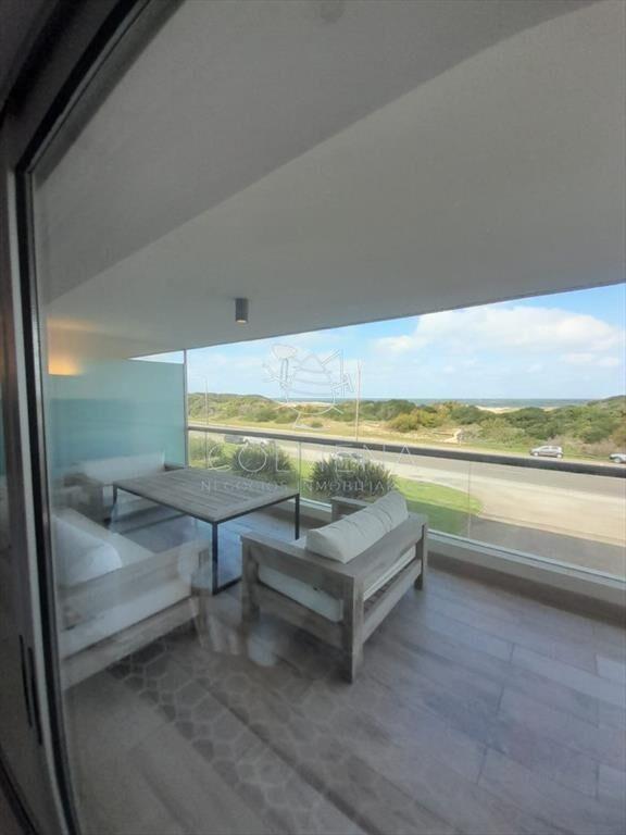 Apartamento de 3 dormitorios en Silente , Punta ,