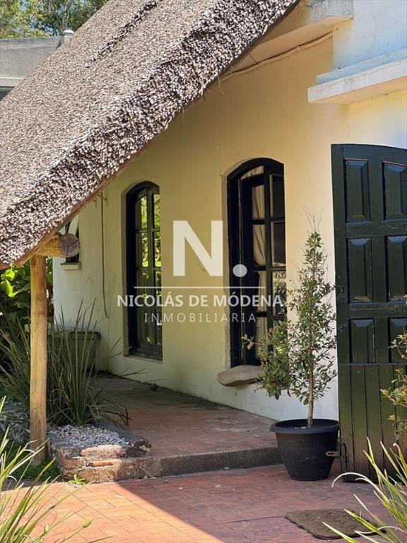 Amplia casa a la venta en Punta del Este de 6 en