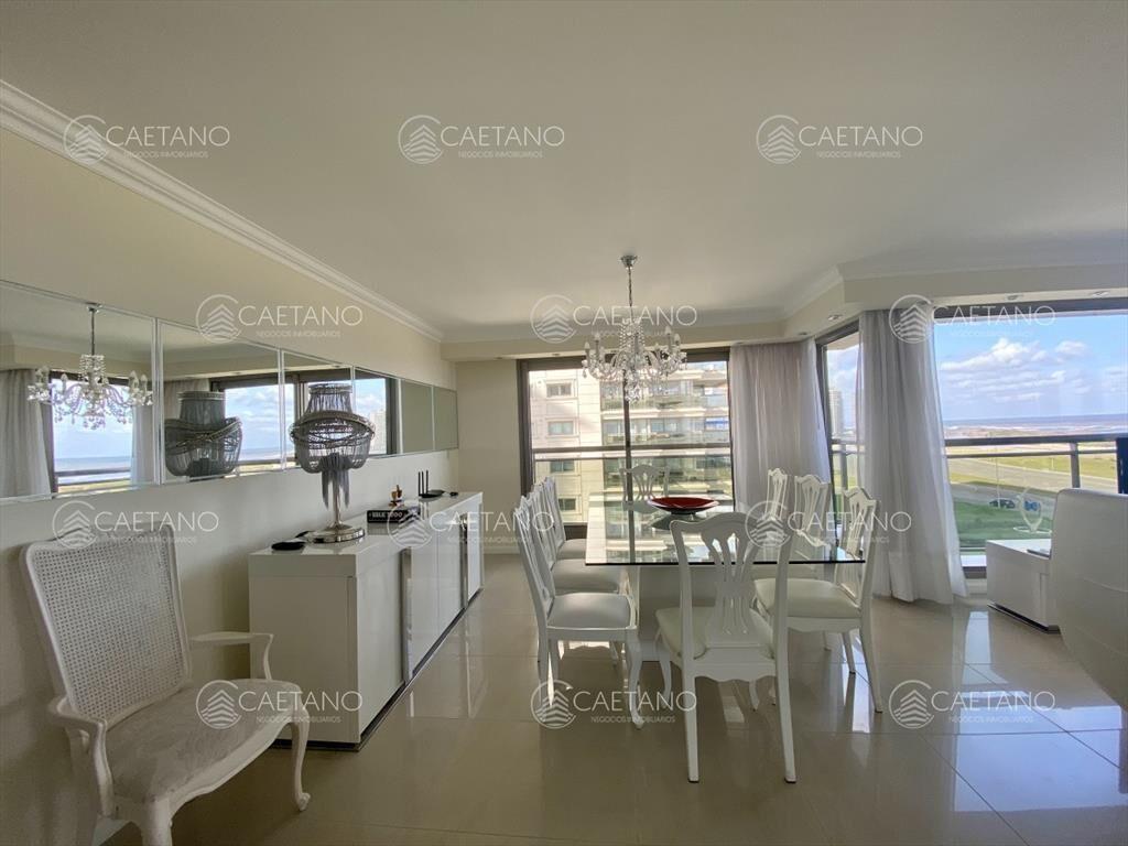 Alquiler apartamento 3 dormitorios Imperiale Punta del Este