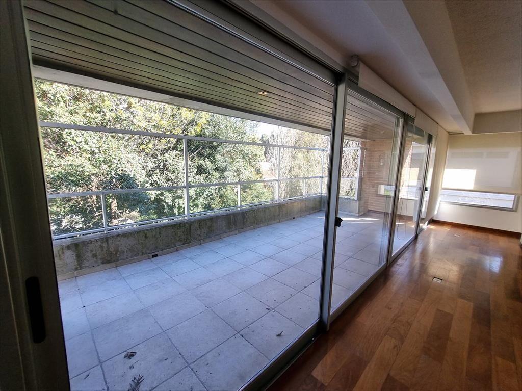 Apartamento Duplex 4 dormitorios Puerto del Buceo