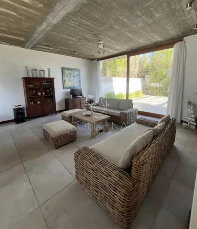 Casa en Manantiales a 150 m de la playa Bikini.
