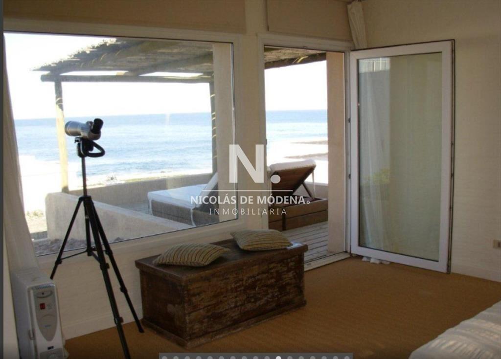 EXCLUSIVA CASA EN VENTA EN PUNTA DEL ESTE.