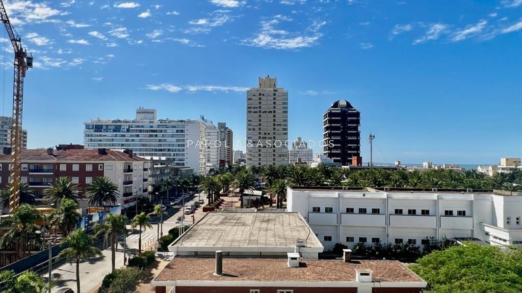 Apartamento en venta de 1 dormitorio y medio en